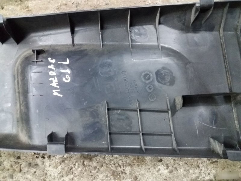 Накладка центральной стойки, 3160 рублей, Калининград