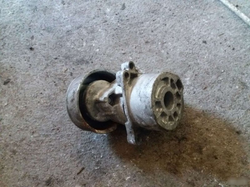 Натяжитель ремня, 2370 рублей, Калининград