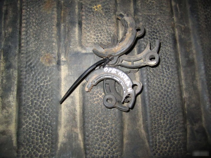 Крепление амортизатора, 330 рублей, Калининград