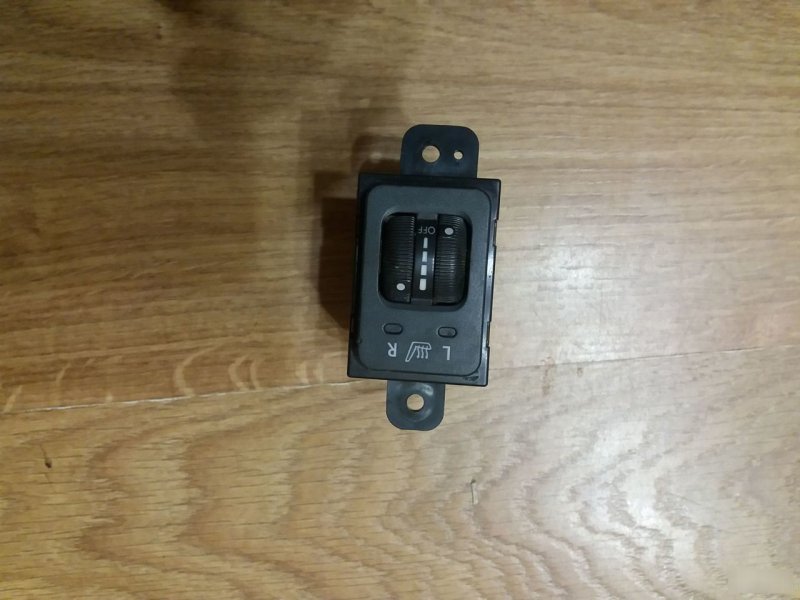 Кнопки обогрева сидений, 2470 рублей, Калининград