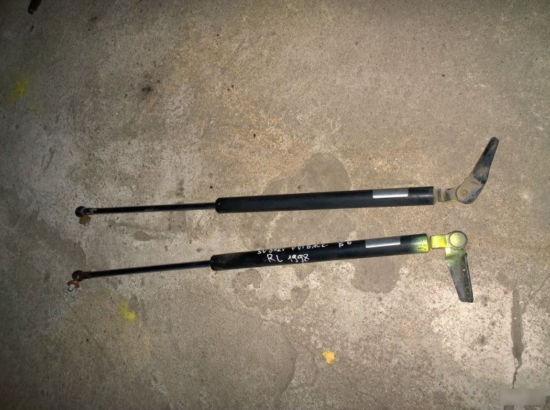 Амортизатор багажника, 1590 рублей, Калининград