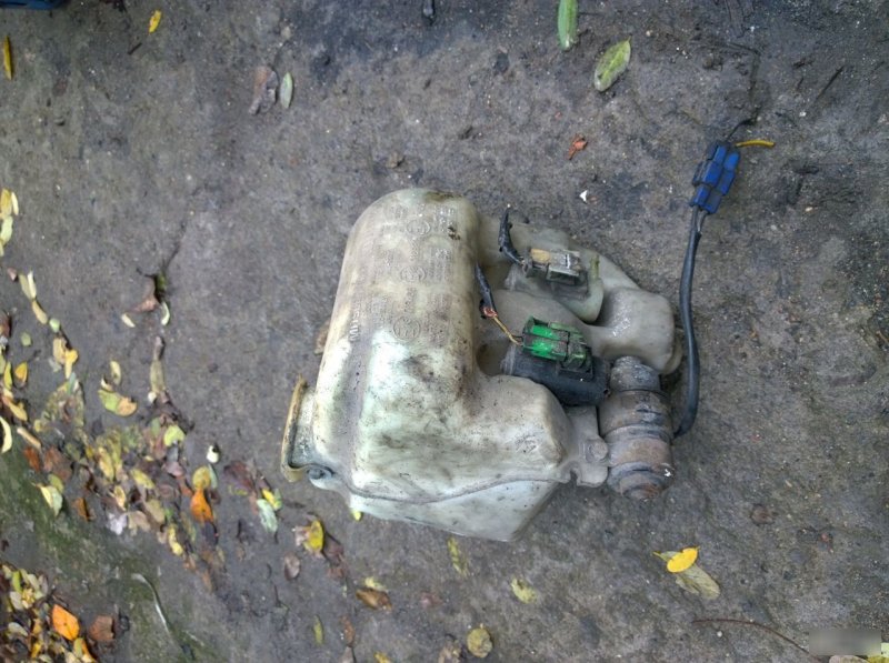 Бачок омывателя, 1280 рублей, Калининград