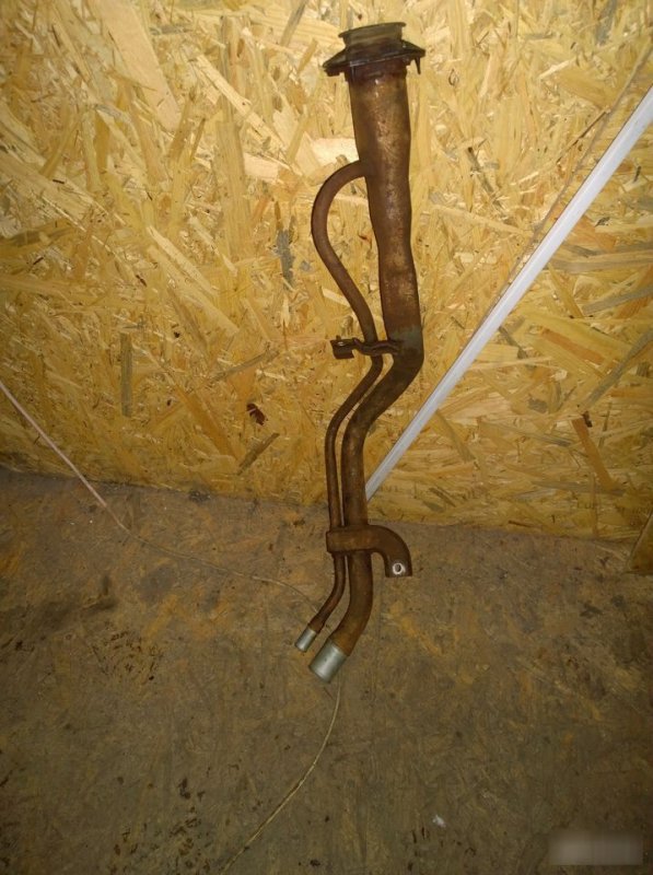 Горловина топливного бака, 3680 рублей, Калининград