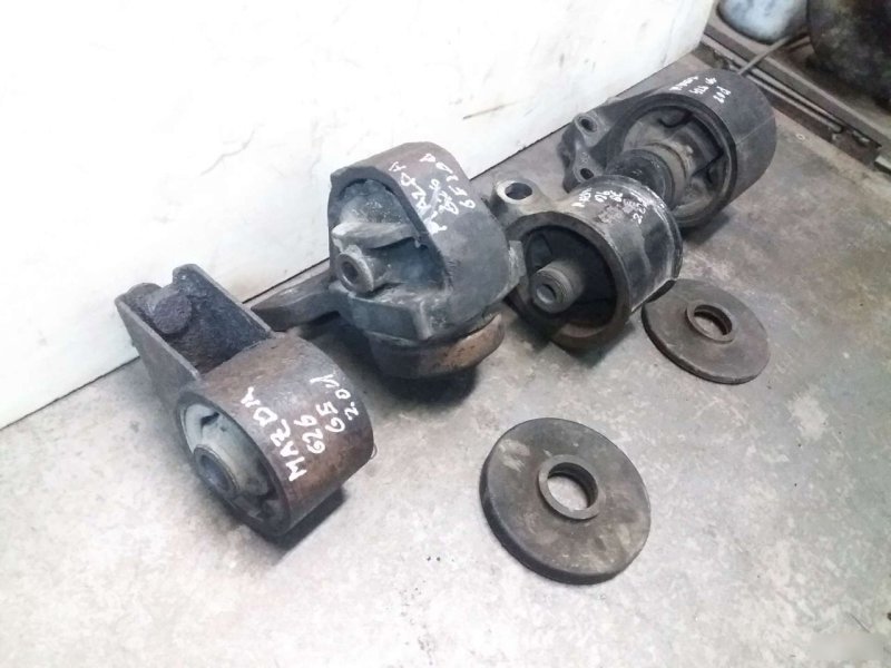 Опора двигателя МКПП, 1060 рублей, Калининград