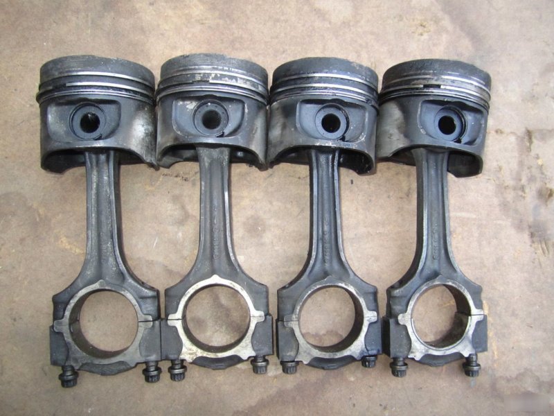 Шатун поршень, 2370 рублей, Калининград