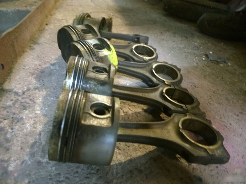 Поршень шатун, 1590 рублей, Калининград