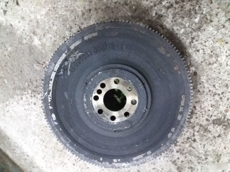 Маховик, 3160 рублей, Калининград