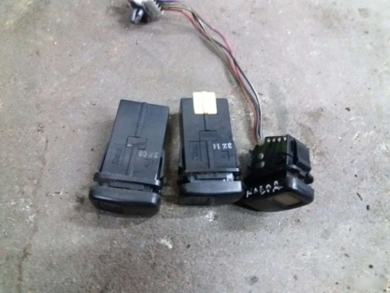 Кнопки, 350 рублей, Калининград