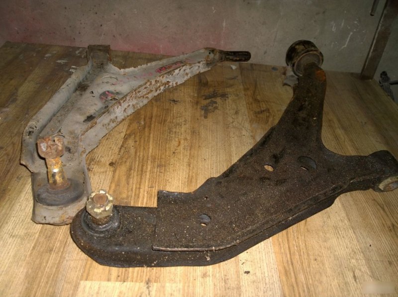 Рычаг, 1590 рублей, Калининград