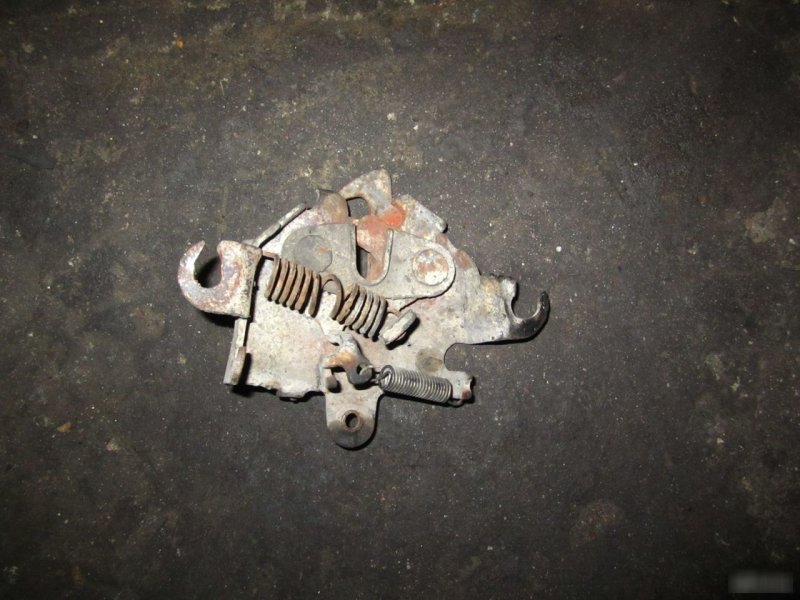 Замок капота, 880 рублей, Калининград