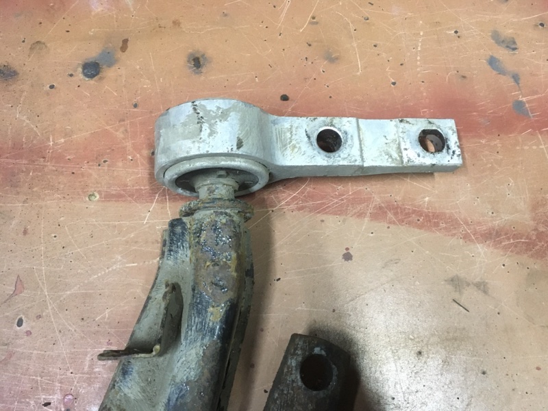 Рычаг подвески, 3280 рублей, Калининград