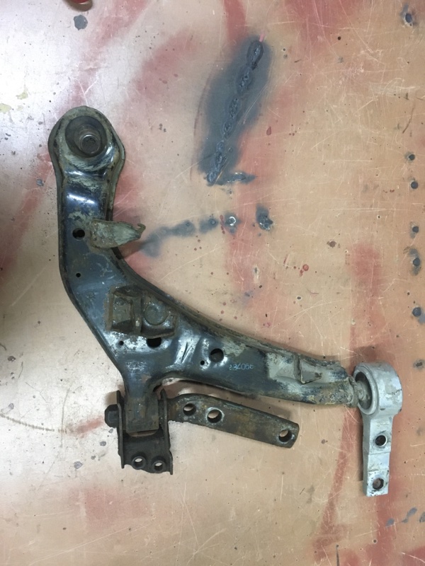 Рычаг подвески, 3280 рублей, Калининград