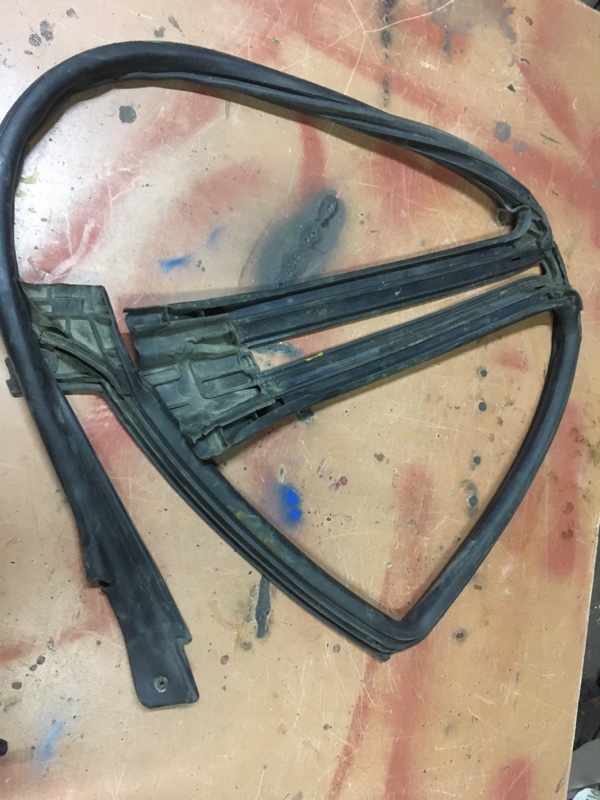 Уплотнительная резинка боковой двери, 2140 рублей, Калининград