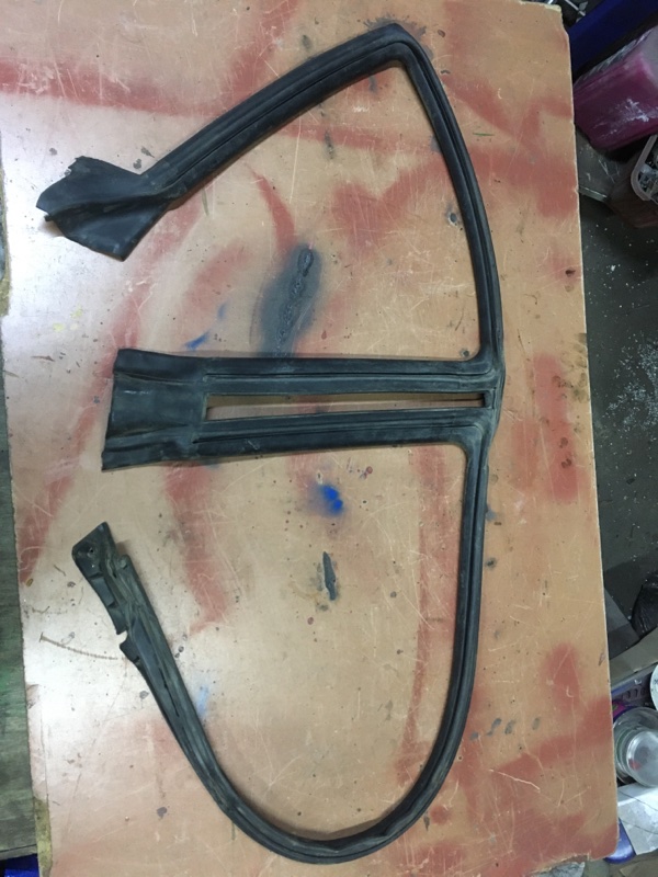 Уплотнительная резинка боковой двери, 2140 рублей, Калининград