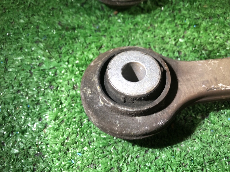 Рычаг подвески, 1700 рублей, Фроловское