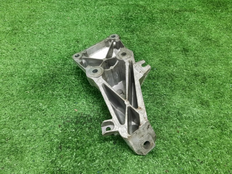 Кронштейн двигателя, 750 рублей, Фроловское