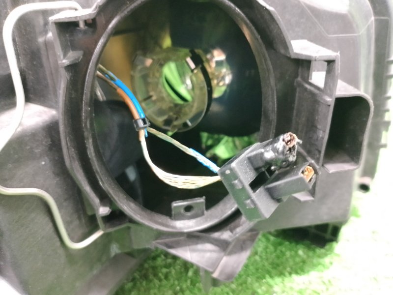 Фара ксеноновая, 12000 рублей, Фроловское