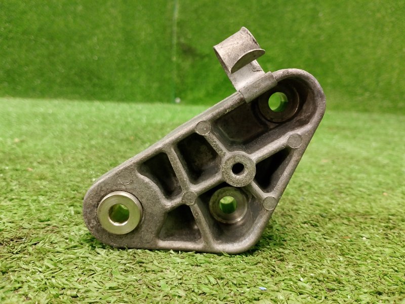 Кронштейн двигателя, 700 рублей, Фроловское