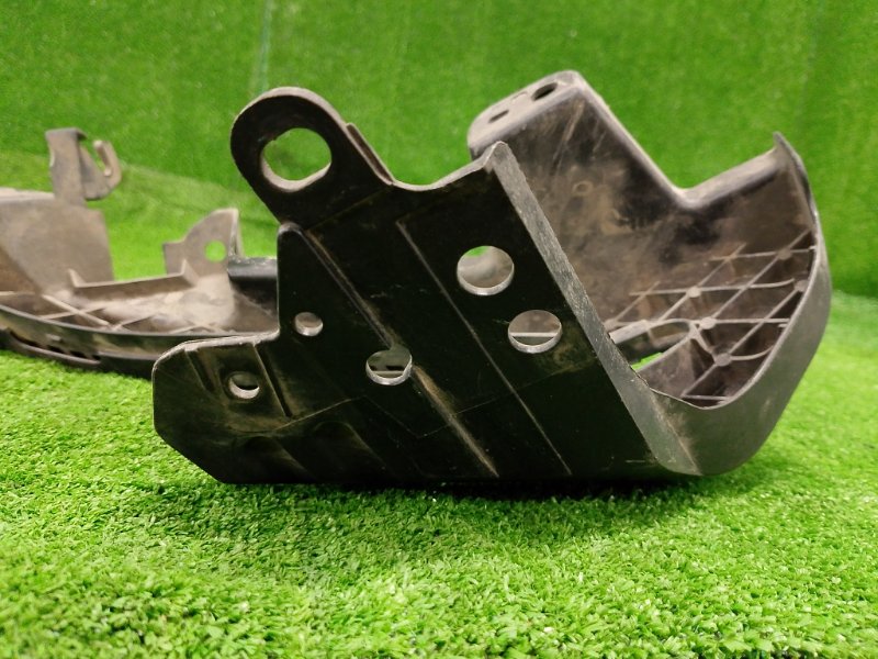 Кронштейн крепления фары, 6000 рублей, Фроловское