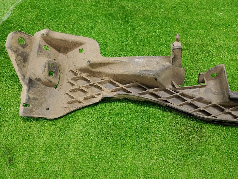 Кронштейн крепления фары, 6000 рублей, Фроловское