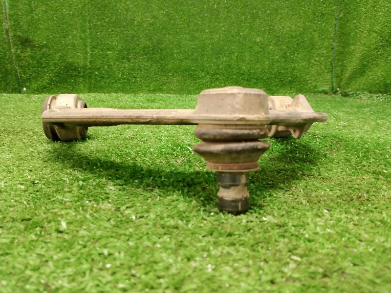 Рычаг подвески верхний, 3000 рублей, Фроловское