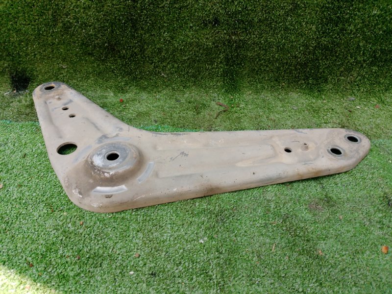 Кронштейн кузова, 950 рублей, Фроловское