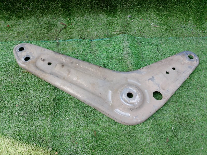 Кронштейн кузова, 950 рублей, Фроловское