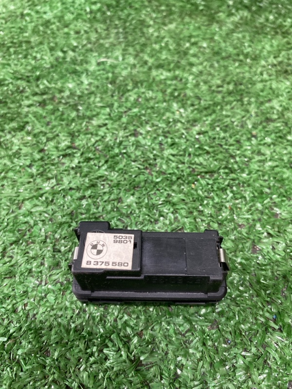 Кнопка открывания багажника, 1000 рублей, Фроловское