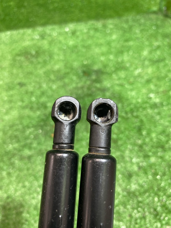 Амортизатор крышки багажника, 1500 рублей, Фроловское