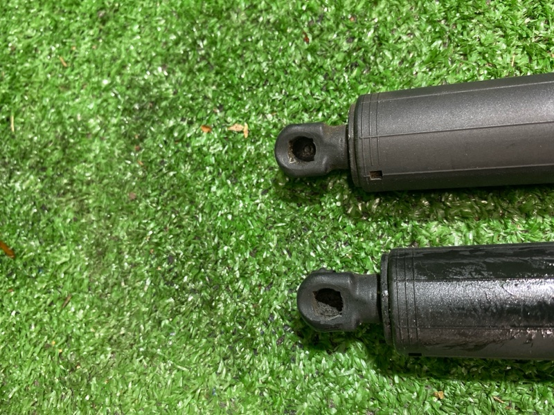 Амортизатор крышки багажника, 18000 рублей, Фроловское