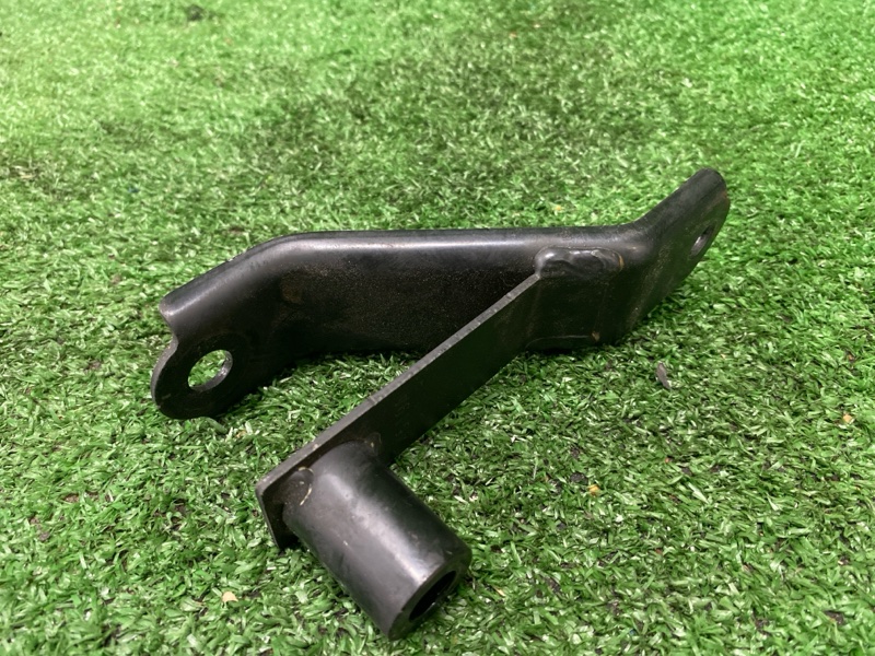 Кронштейн кузова, 1000 рублей, Фроловское