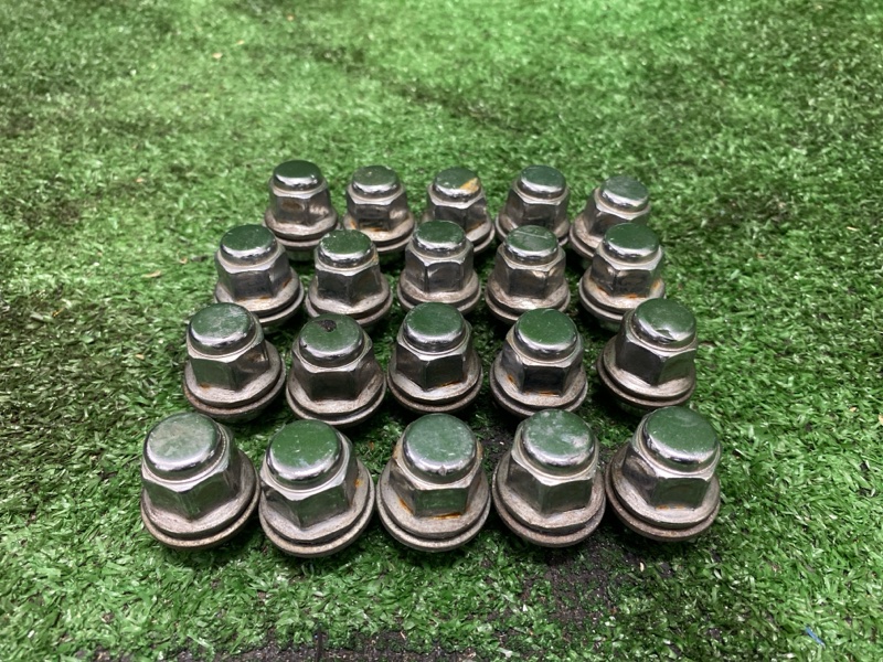 Болт колесный, 3200 рублей, Фроловское