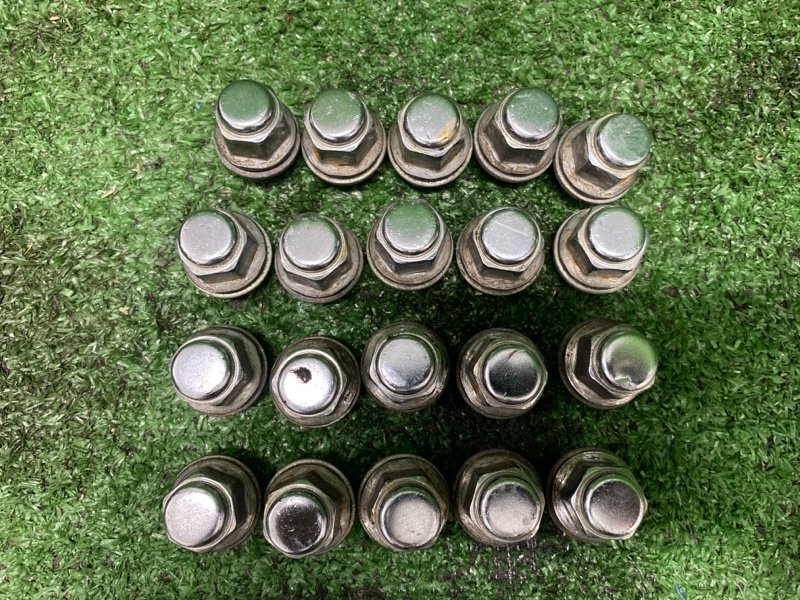 Болт колесный, 3200 рублей, Фроловское