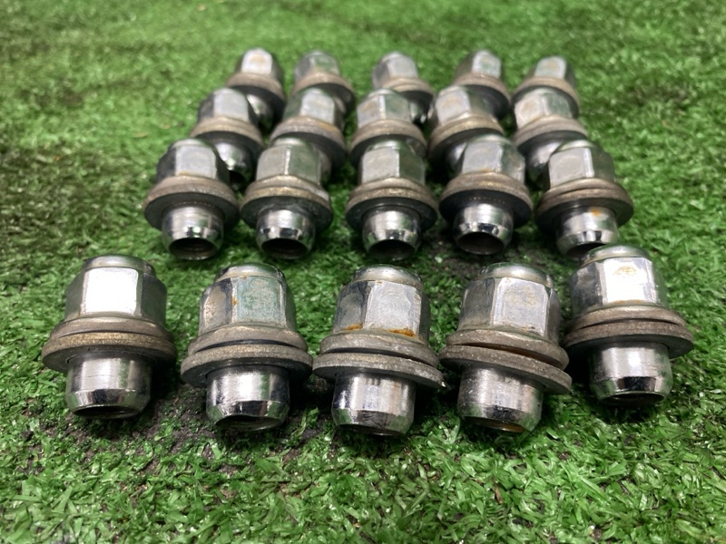 Болт колесный, 3200 рублей, Фроловское