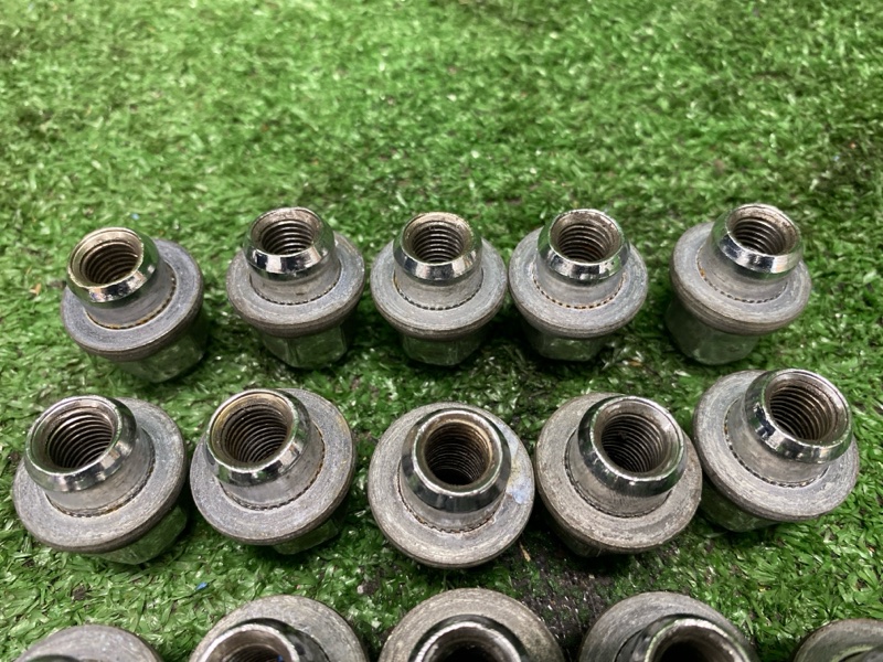 Болт колесный, 3200 рублей, Фроловское