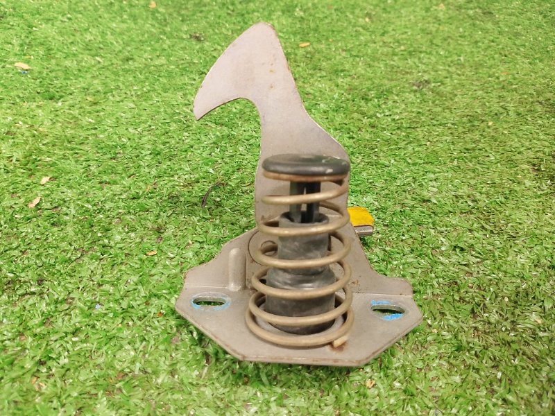 Крюк замка капота, 1200 рублей, Фроловское