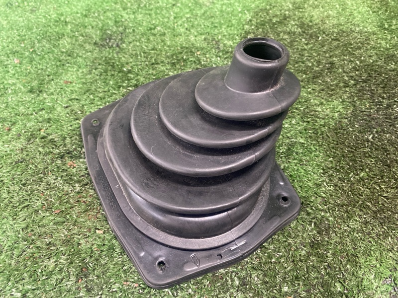 Кожух селектора раздатки, 2000 рублей, Фроловское