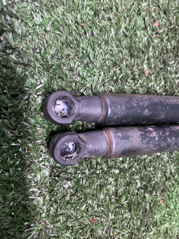 Амортизатор крышки багажника, 1000 рублей, Фроловское