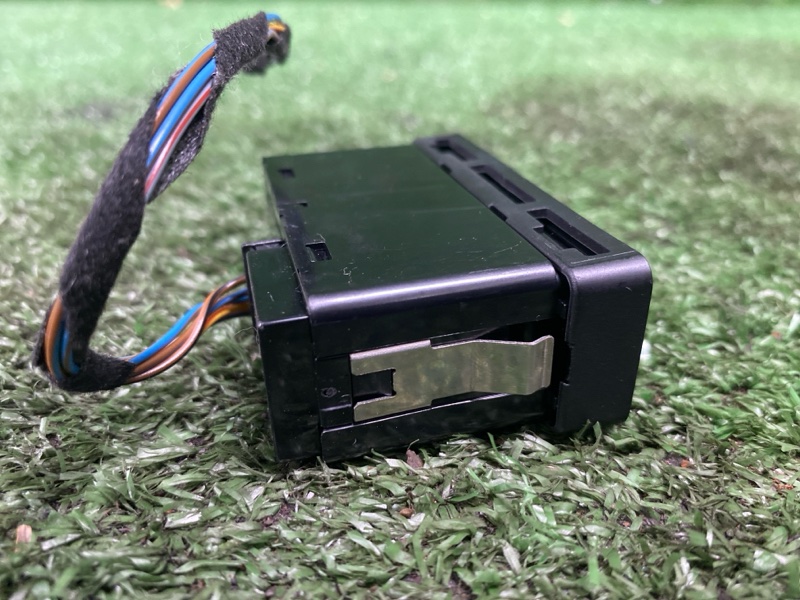 Кнопка центрального замка, 700 рублей, Фроловское