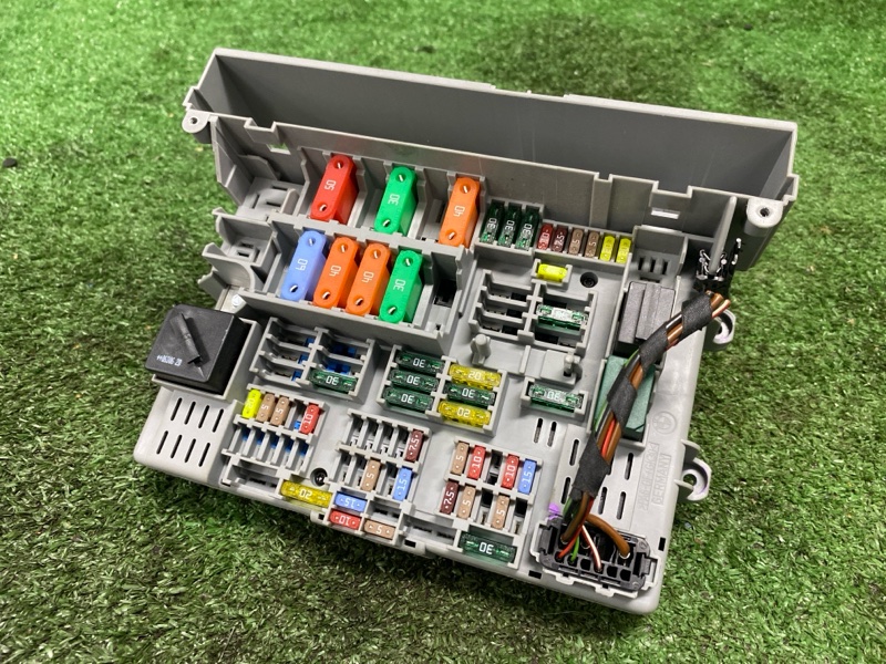 Блок предохранителей, 2000 рублей, Фроловское