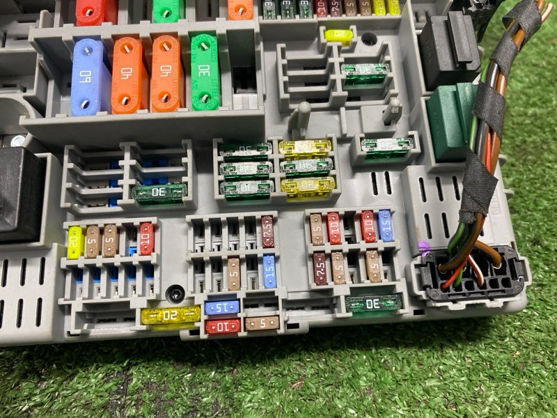 Блок предохранителей, 2000 рублей, Фроловское