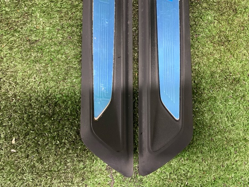 Накладка на порог салона, 5000 рублей, Фроловское