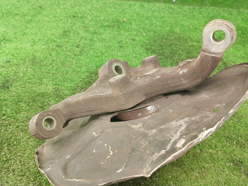 Кулак поворотный, 7500 рублей, Фроловское