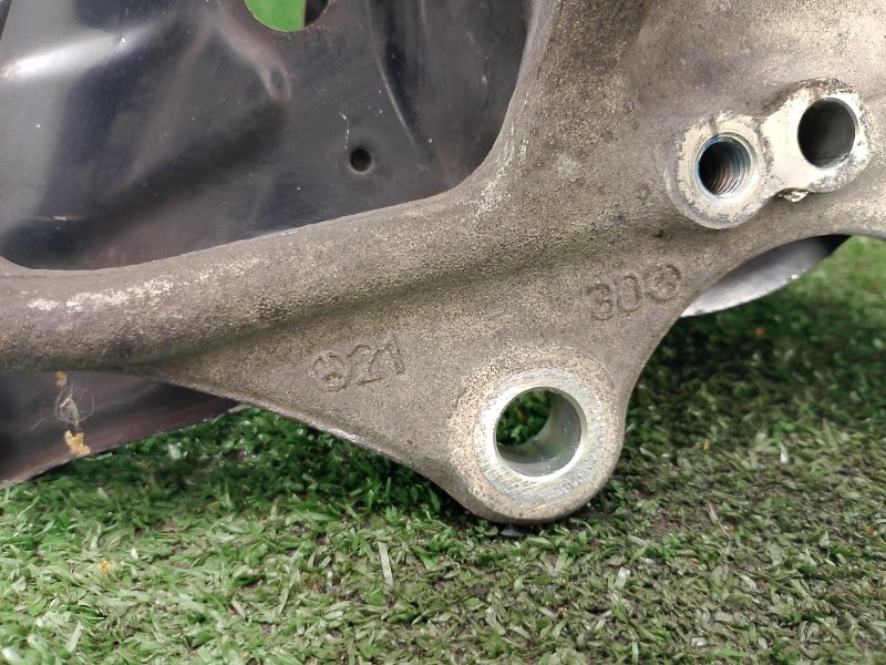 Кулак поворотный, 3500 рублей, Фроловское