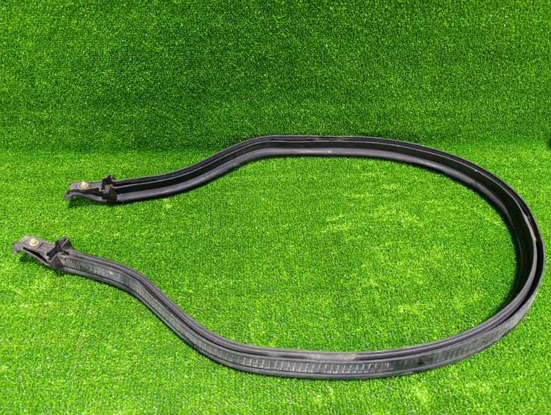 Уплотнительная резинка капота, 1500 рублей, Фроловское