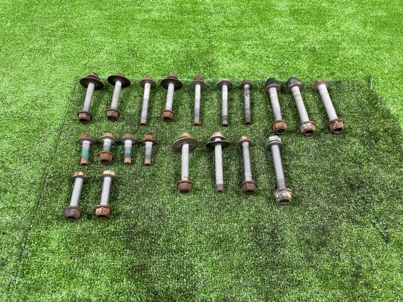 Комплект болтов, 2000 рублей, Фроловское