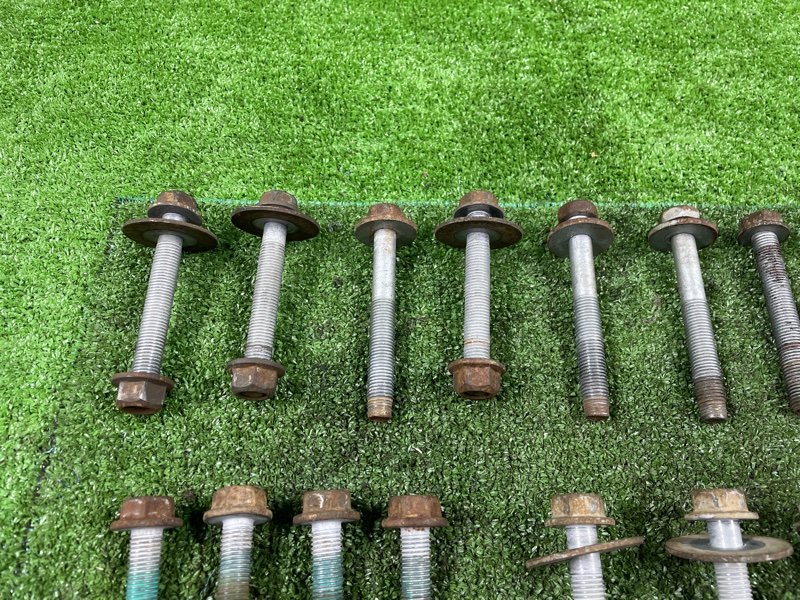 Комплект болтов, 2000 рублей, Фроловское