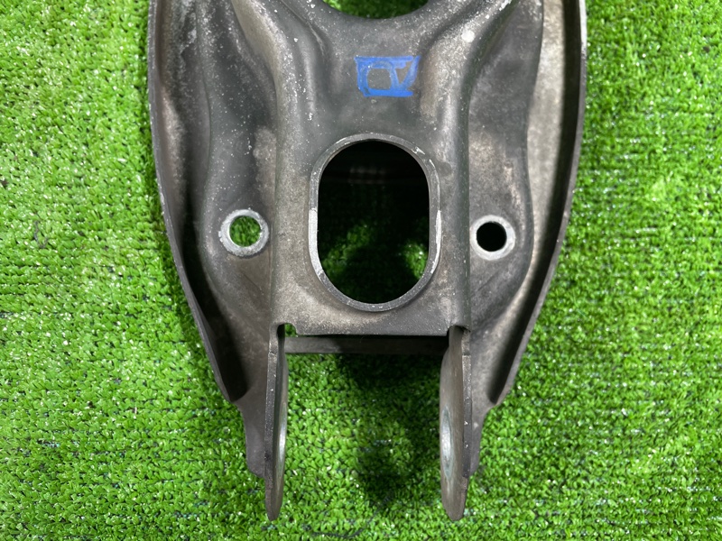 Рычаг подвески, 1000 рублей, Фроловское