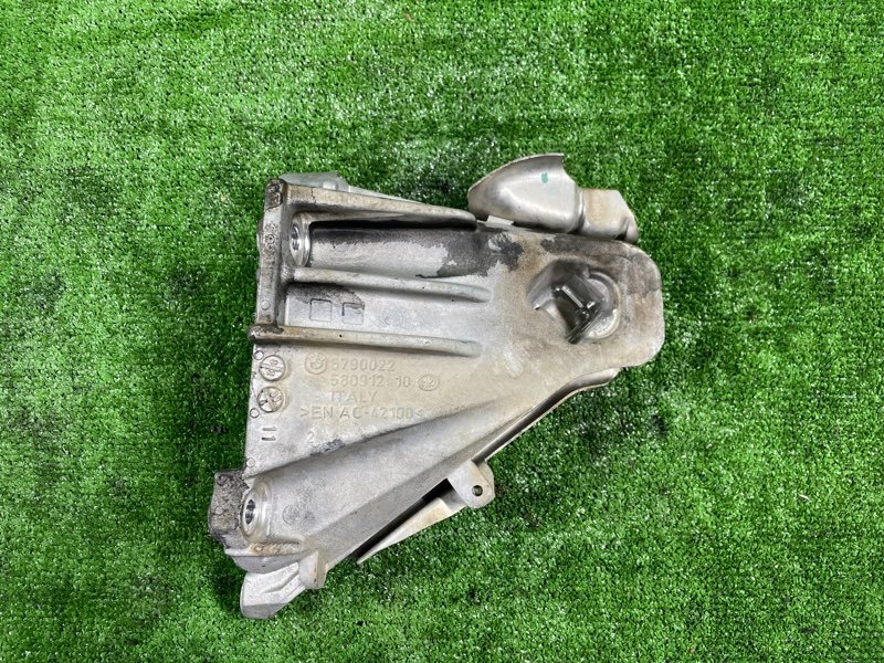 Кронштейн двигателя, 700 рублей, Фроловское