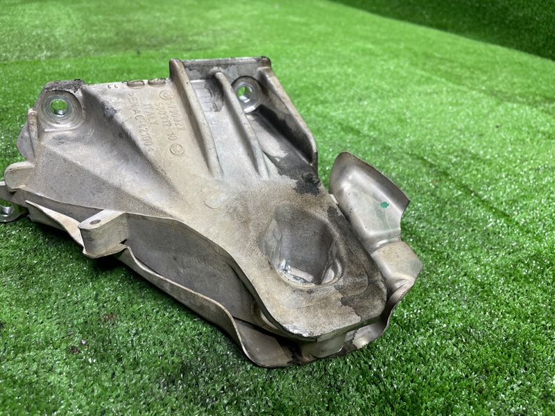 Кронштейн двигателя, 700 рублей, Фроловское